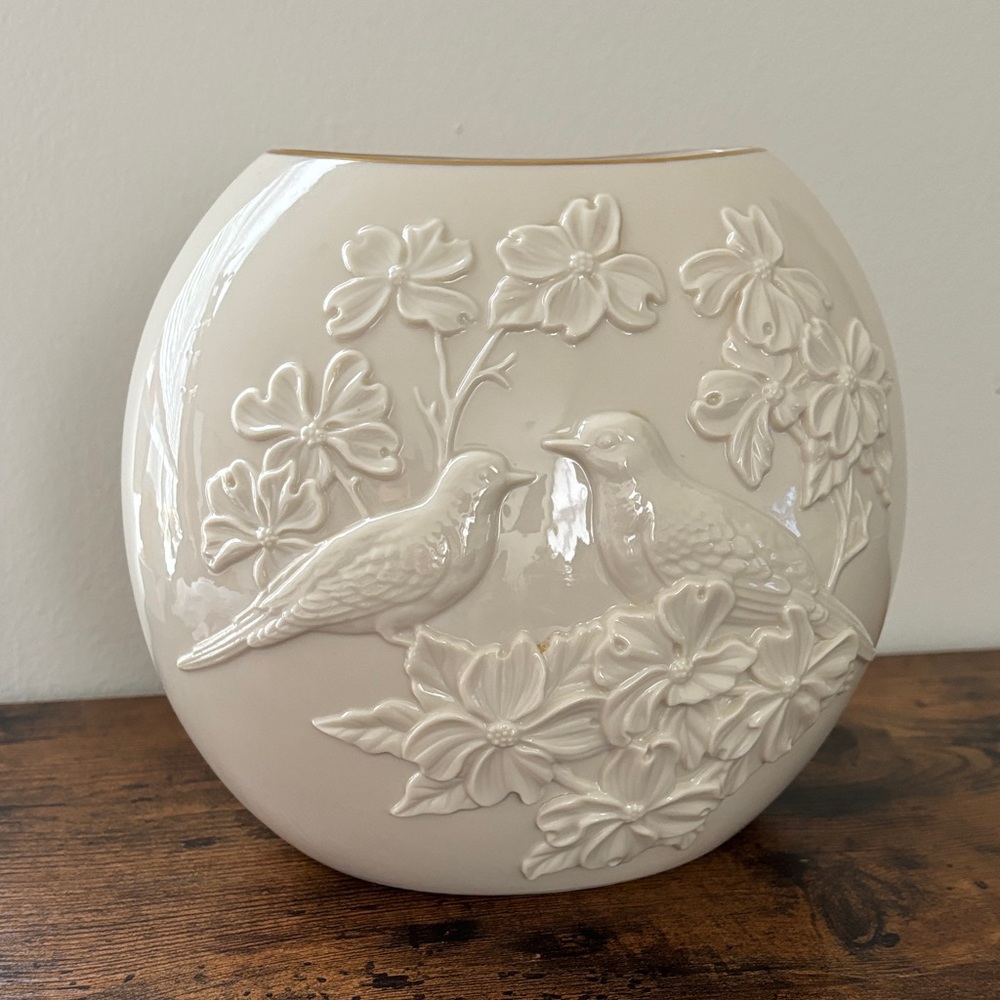 🔥 ONE DAY SALE Lenox Four Seasons Vase